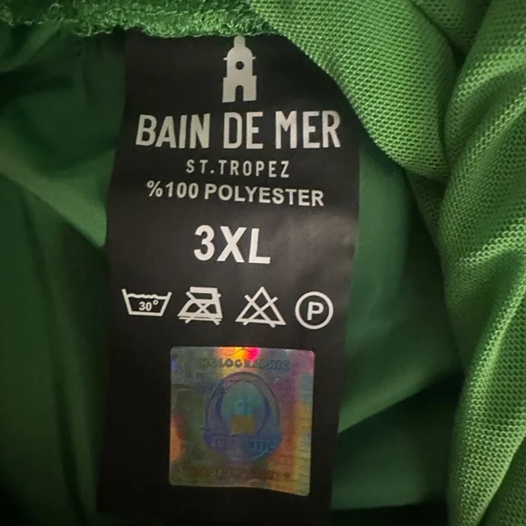 Bain de Mer Swim Trunks 3XL runs small New without tags from store mannequin